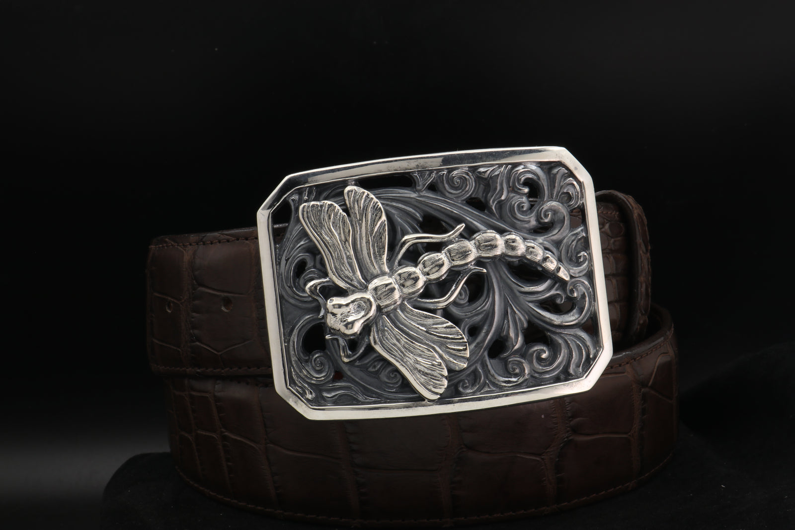#1404 Dragonfly Scroll Trophy Buckle