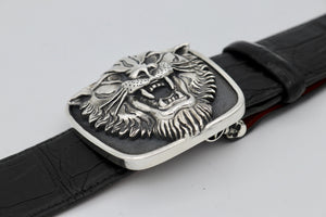 Image of the Sterling Silver Tiger Head Trophy buckle. View is from the side. Tiger has its mouth open in full growl pose.