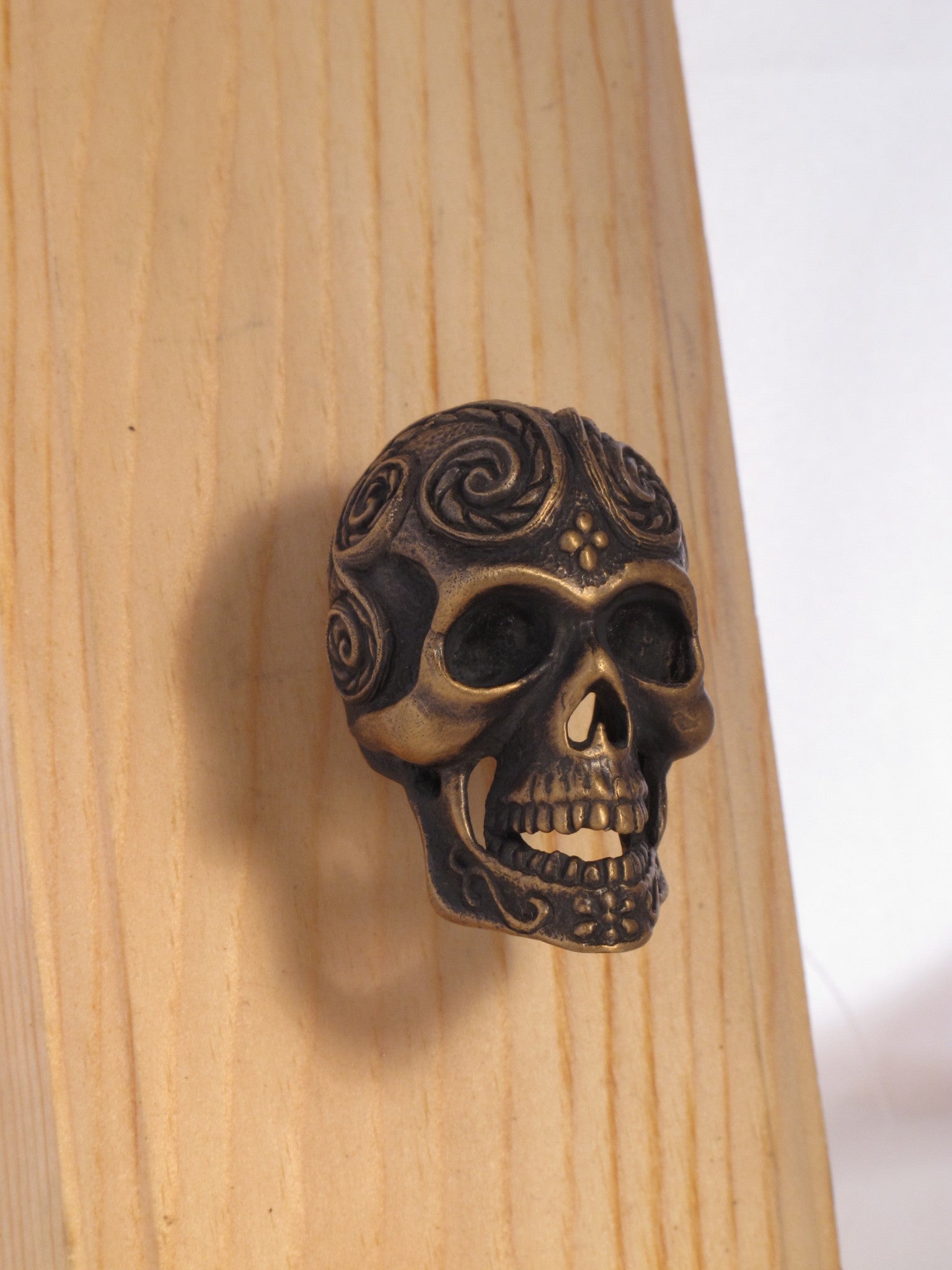 #DH-11 Bronze Sugar Skull Cabinet Pull