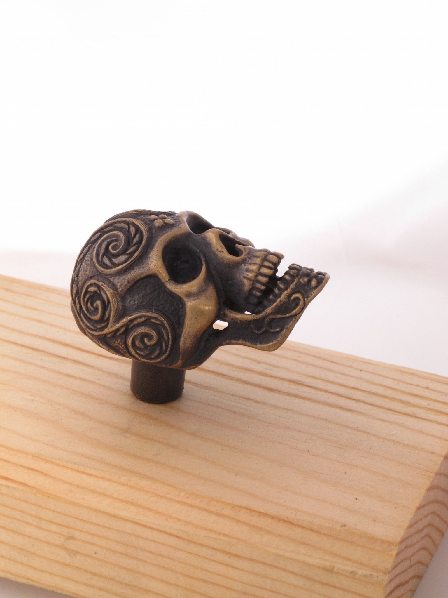 #DH-11 Bronze Sugar Skull Cabinet Pull