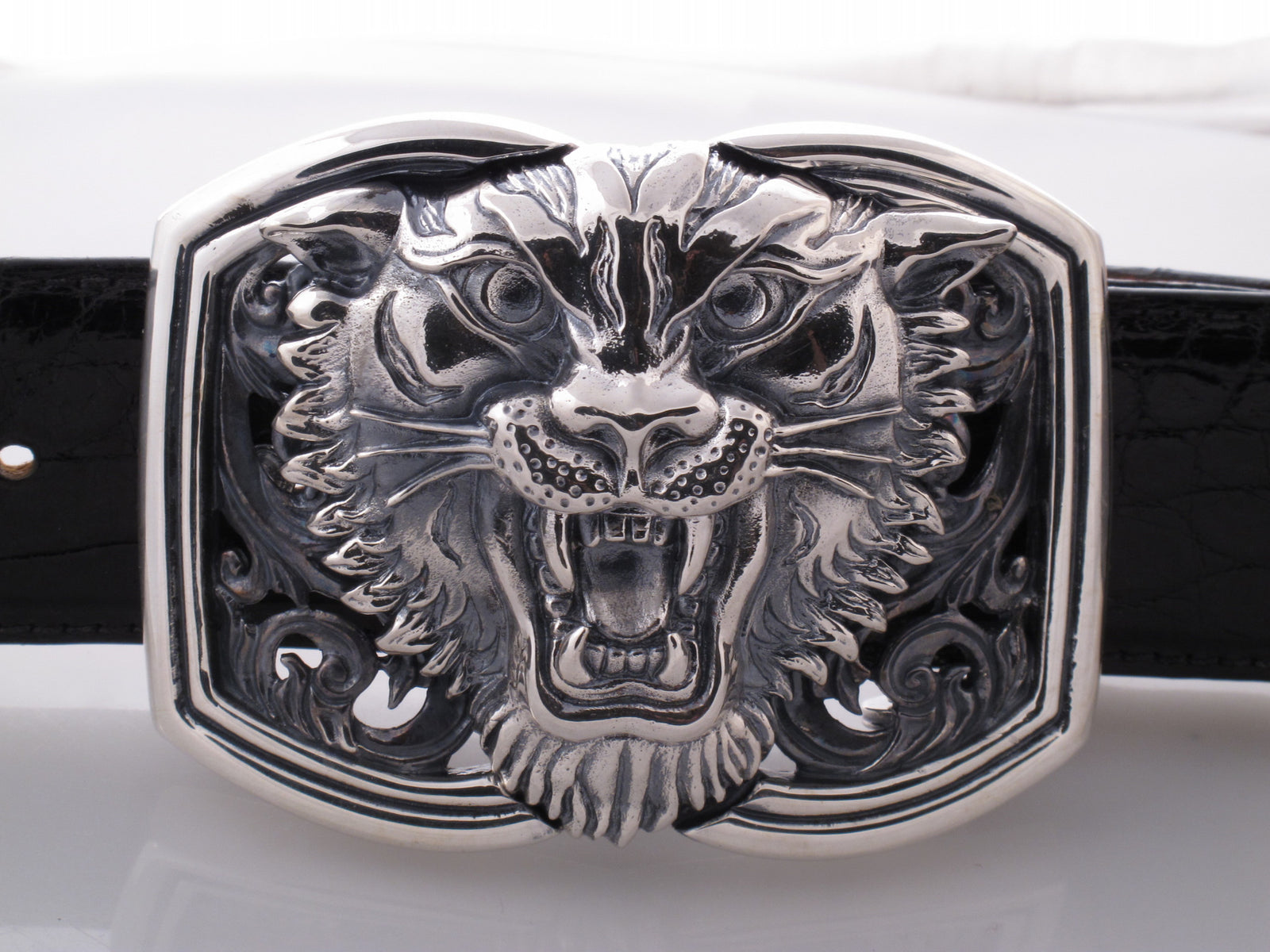 #1352 Trophy Buckle [No Stones]1.5"