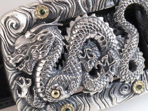 #1366 Sterling, 18kt Dragon Trophy Buckle with Stones, close up