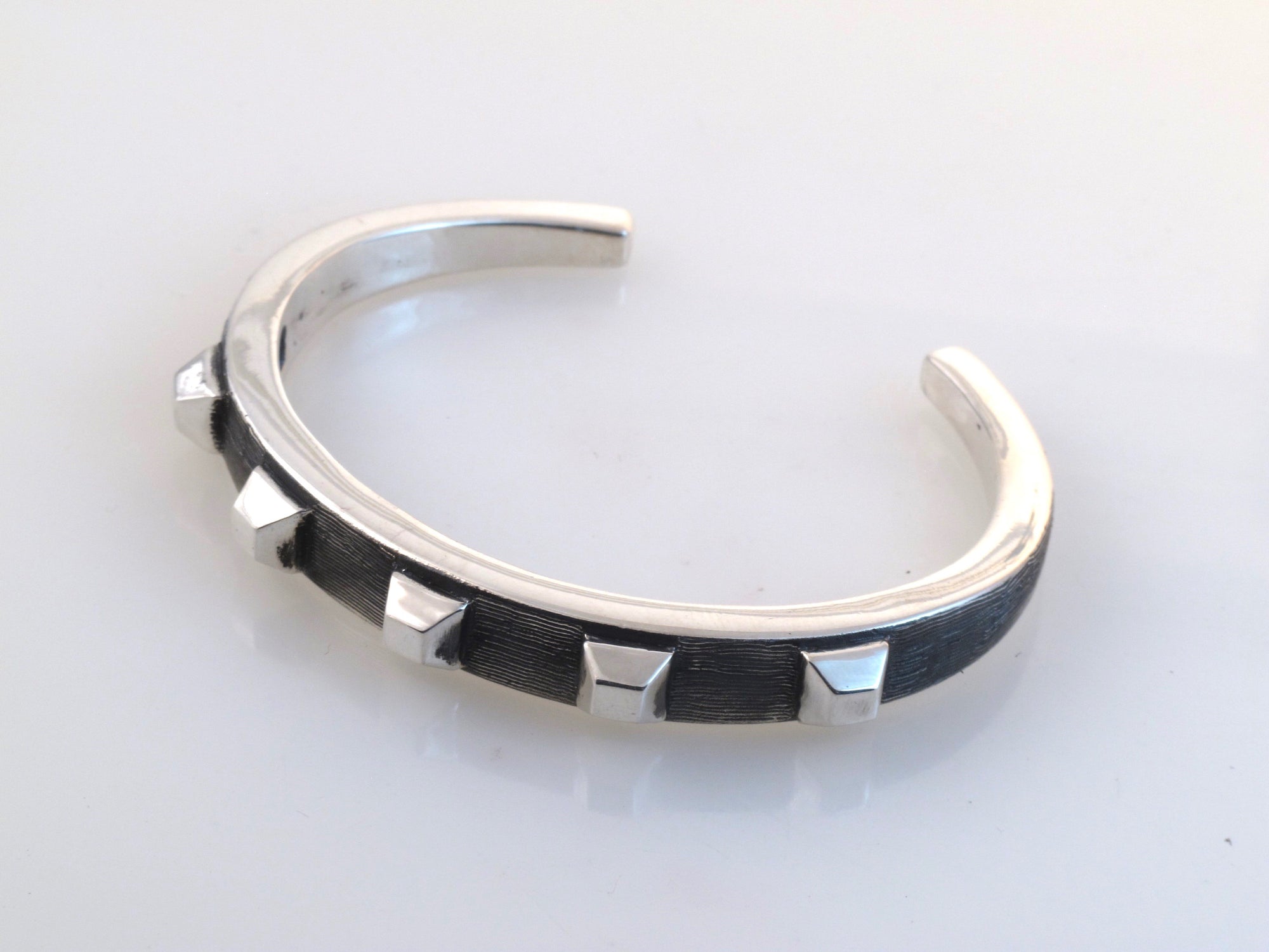 #DB-11 Skinny Stud Cuff, Sterling