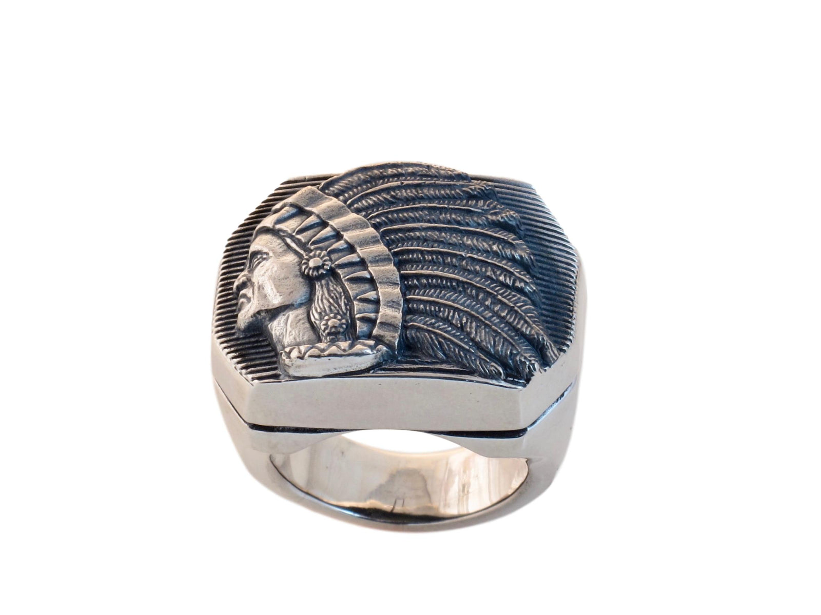 "#DR - 13 Sterling Large Big Chief Ring seen from the top front view."